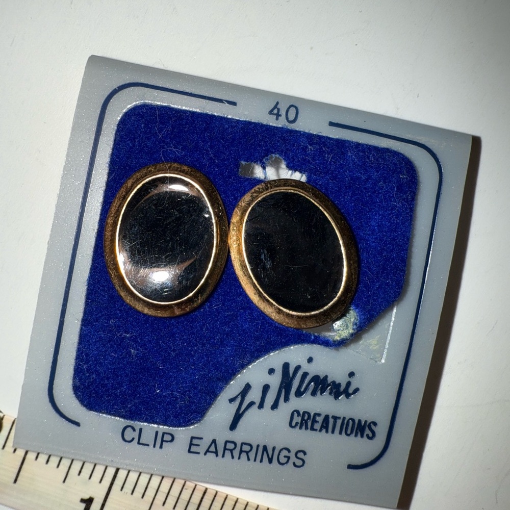 Vintage Gold and Black Clip Earrings by Zinimi Creations